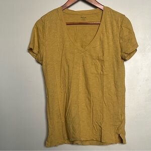 Madewell Woman’s Mustard Short Sleeve V-Neck Tee Sz S
